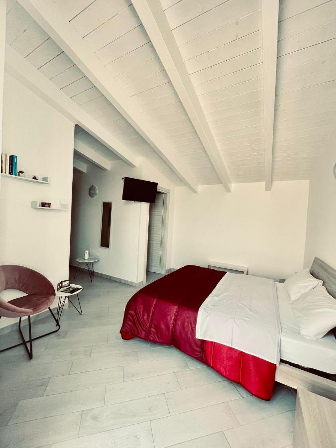 Carfagnini Rooms Термоли Экстерьер фото